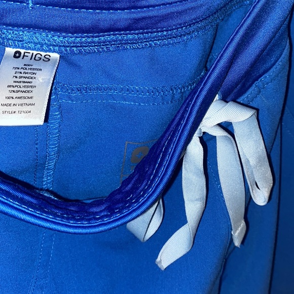 FIGS - Picture 8 of 12